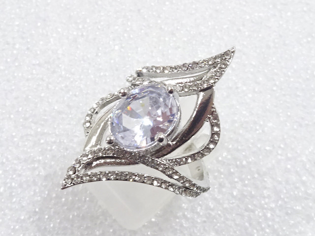CRYSTAL FASHION RING / JP SIZE 14